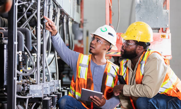 Best Local Electrician Companies  in Emigsville, PA