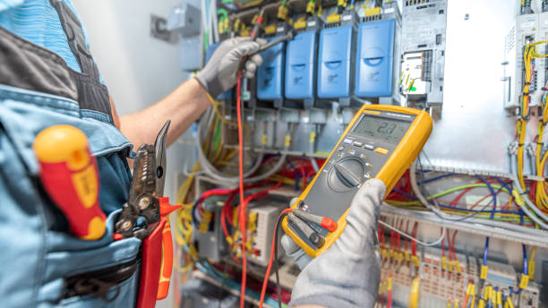 Best Electrician Near Me  in Emigsville, PA